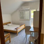 Apartman Vidovic -susy Trpanj