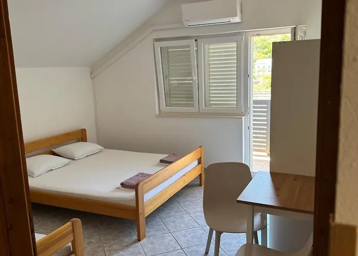 Apartment Vidovic -susy Trpanj